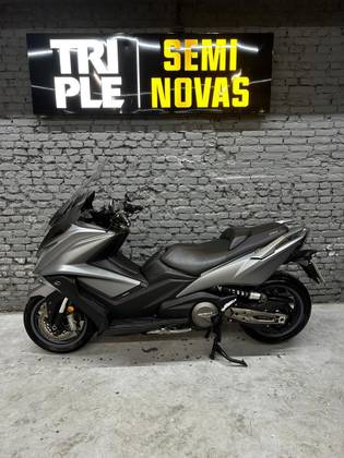 KYMCO AK 550i KYMCO AK 550i